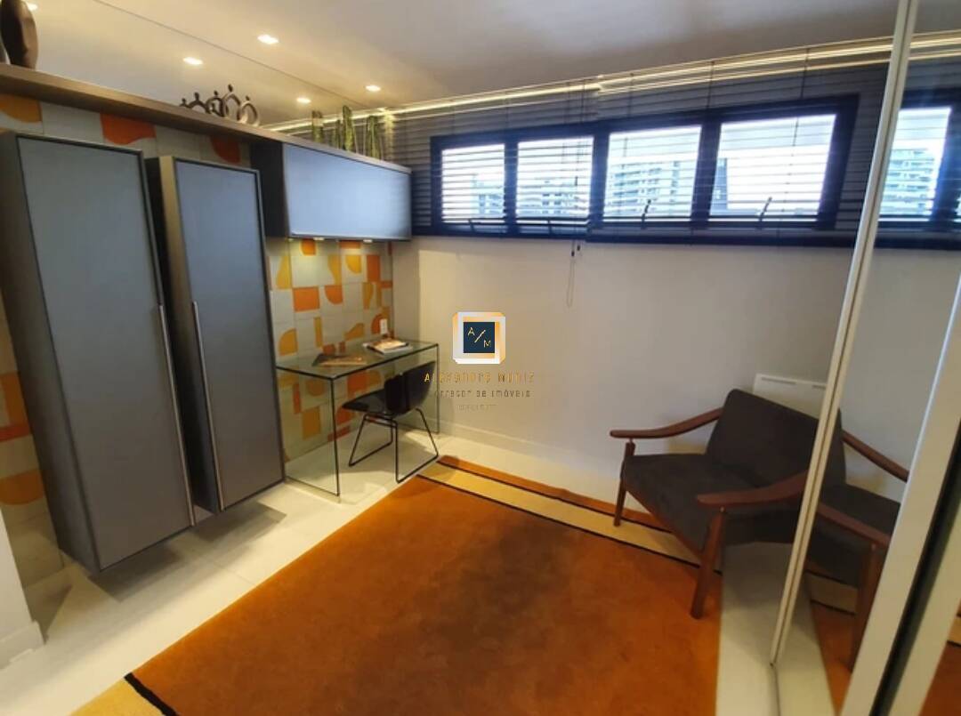 Apartamento à venda com 3 quartos, 162m² - Foto 10